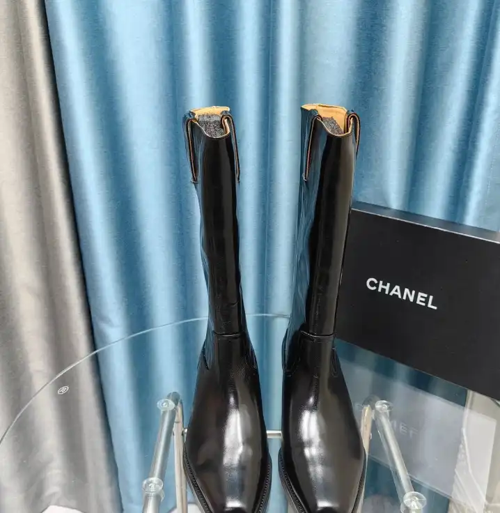 hype Chanel Boots