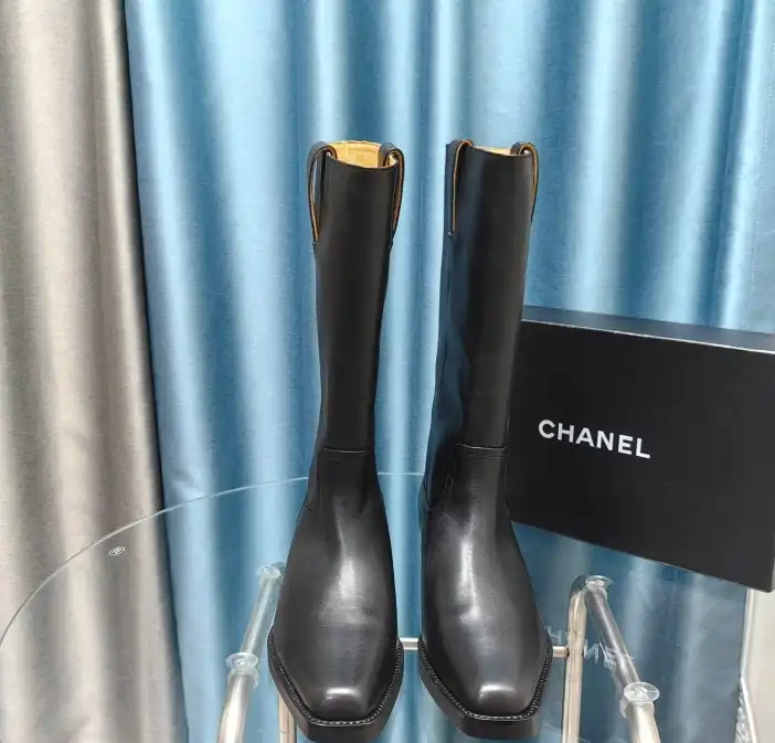 hype Chanel Boots