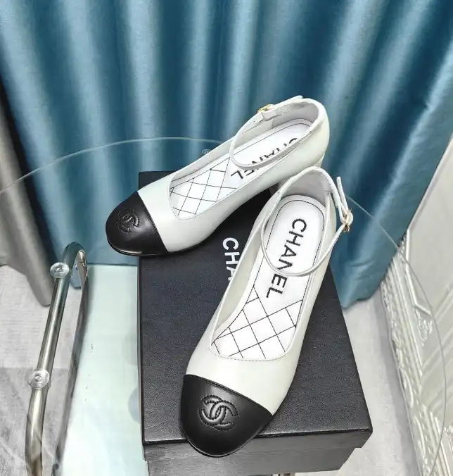 hype Chanel High Heels