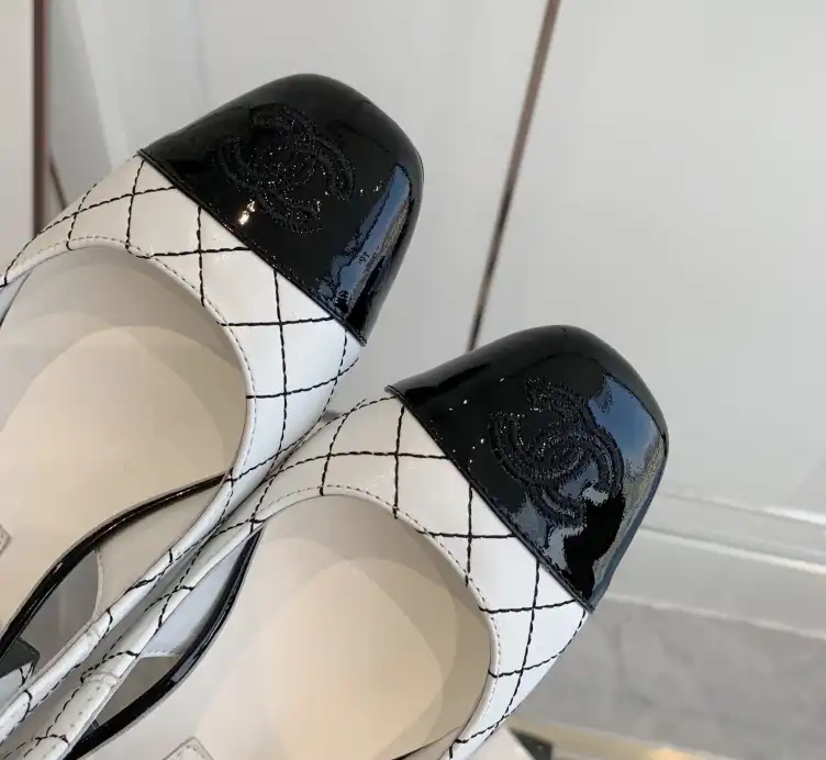 hype Chanel High Heels