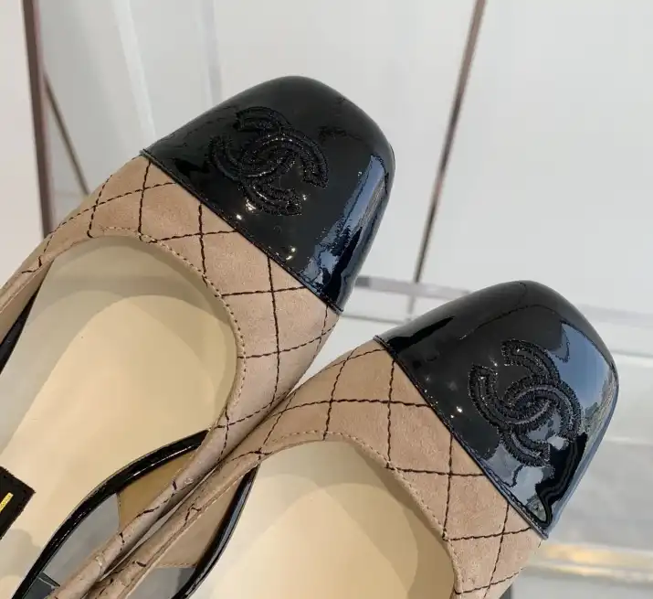 hype Chanel High Heels