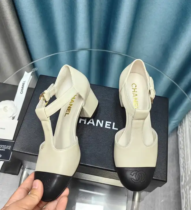 hype Chanel High Heels