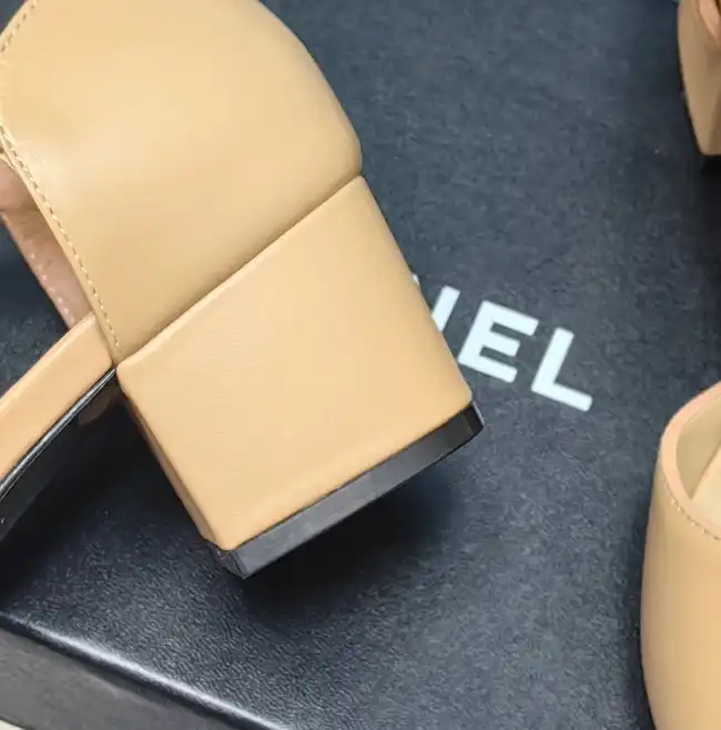 hype Chanel High Heels