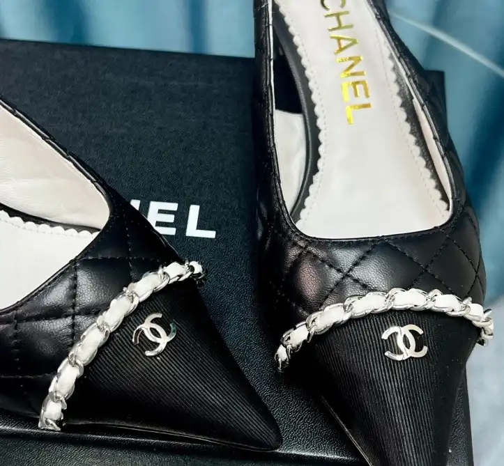 hype Chanel High Heels