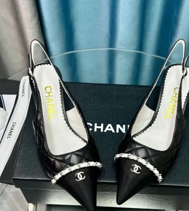 hype Chanel High Heels