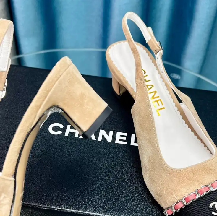 hype Chanel High Heels