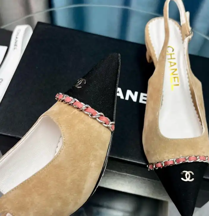 hype Chanel High Heels