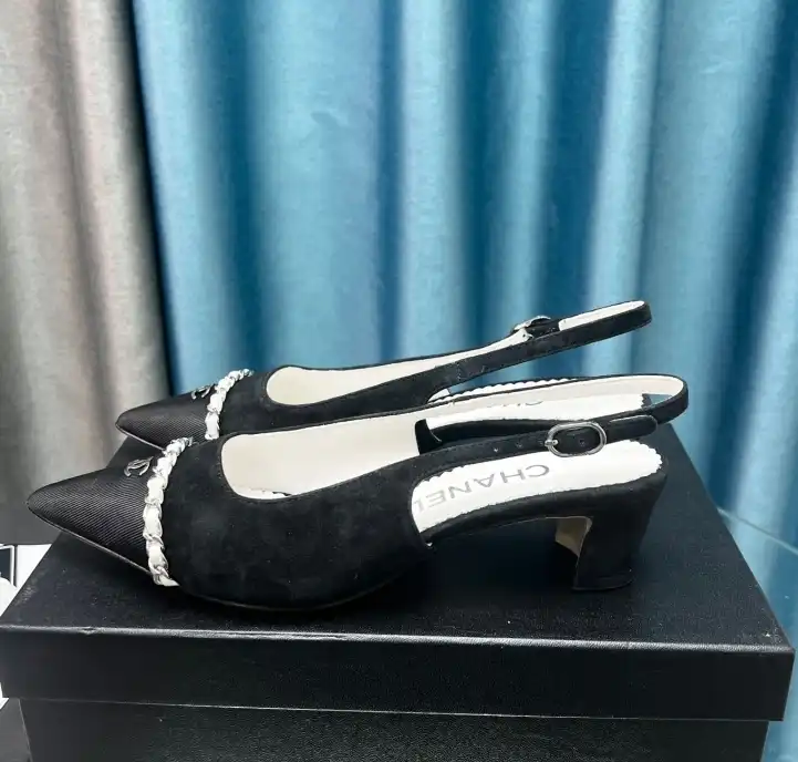 hype Chanel High Heels