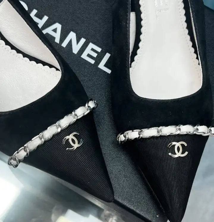 hype Chanel High Heels