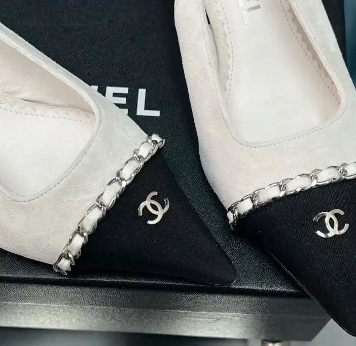 hype Chanel High Heels