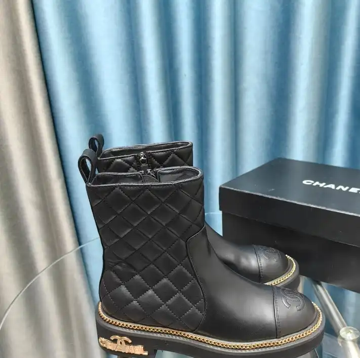 hype Chanel Boots