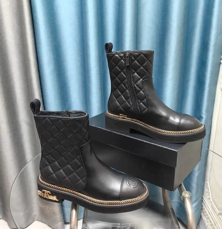 hype Chanel Boots