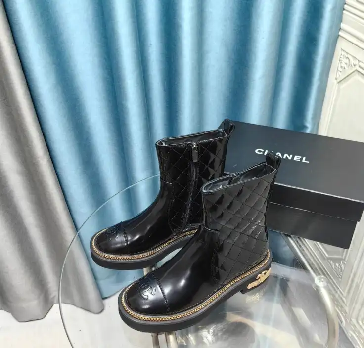 hype Chanel Boots