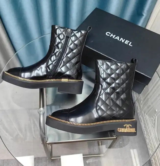 hype Chanel Boots