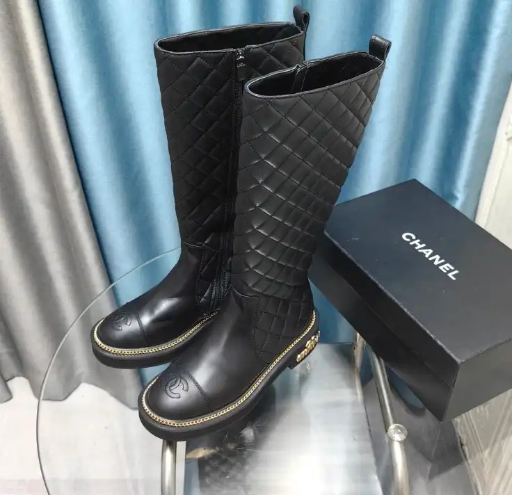 hype Chanel Boots