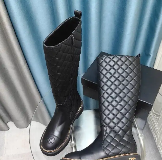 hype Chanel Boots