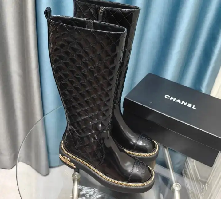 hype Chanel Boots