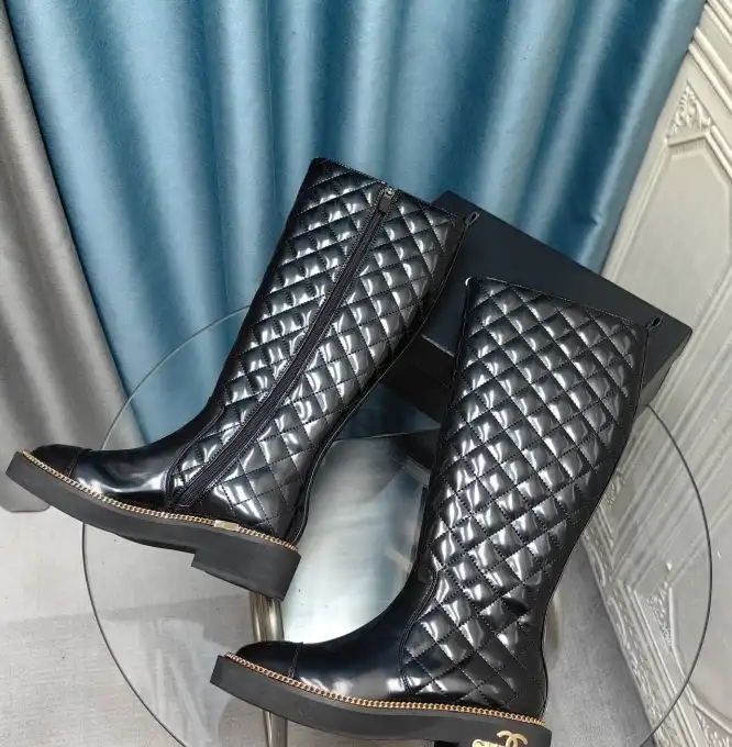 hype Chanel Boots