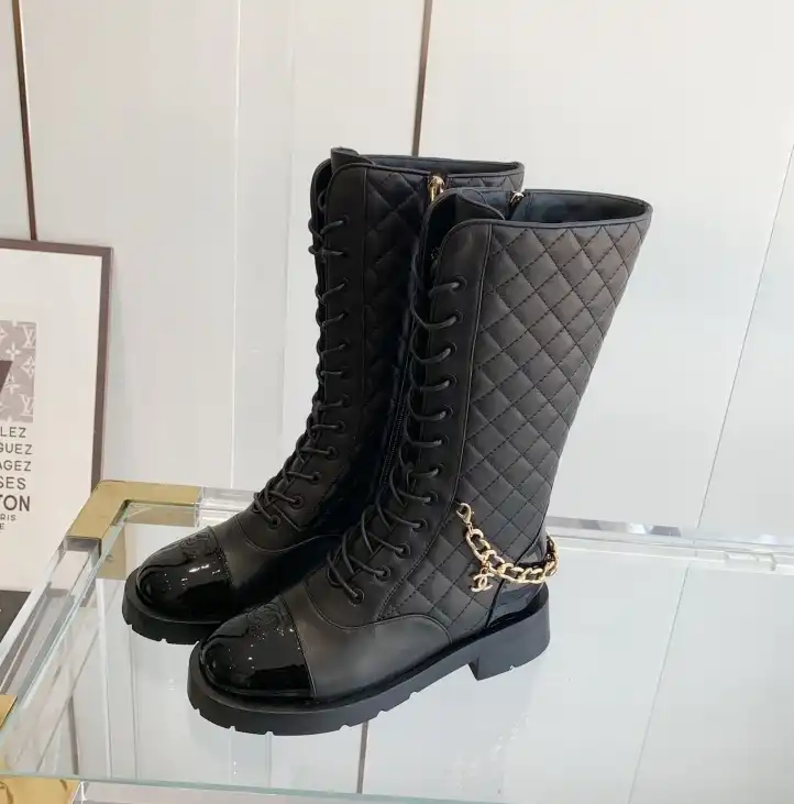 hype Chanel Boots