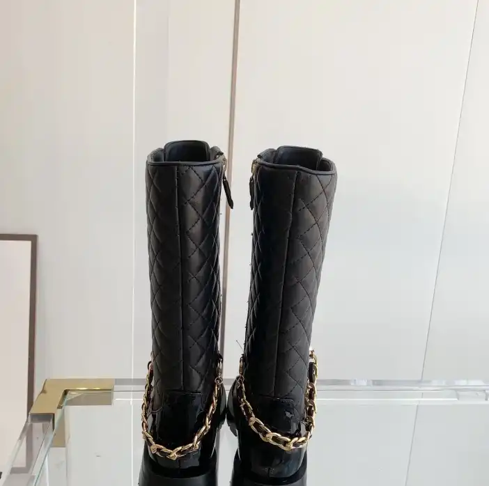 hype Chanel Boots