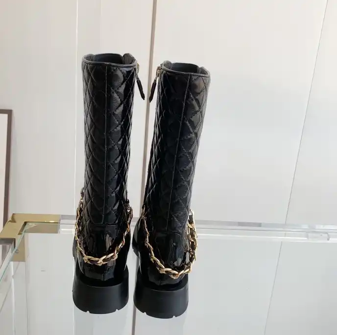 hype Chanel Boots