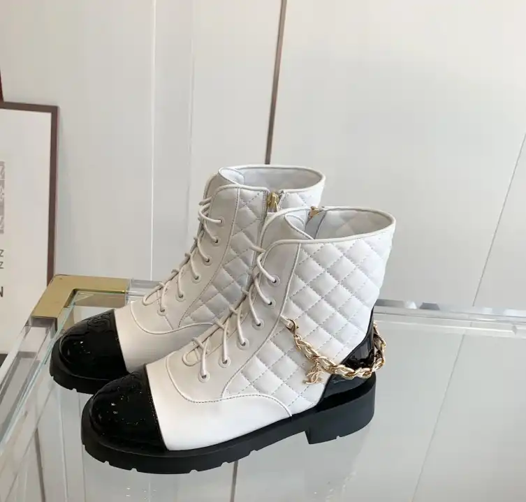 hype Chanel Boots