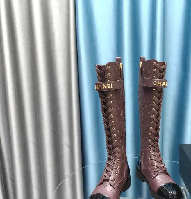 hype Chanel Boots