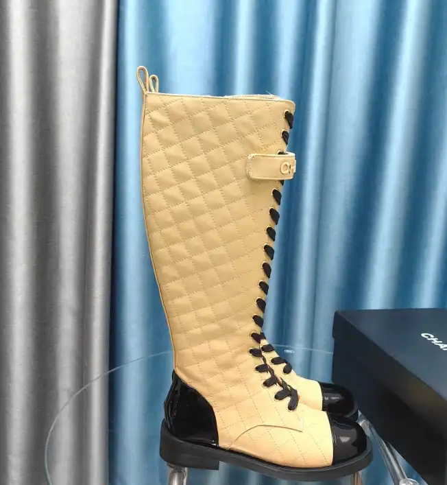 hype Chanel Boots