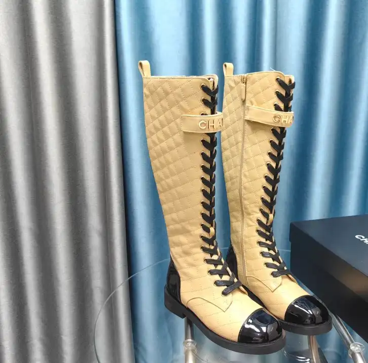 hype Chanel Boots