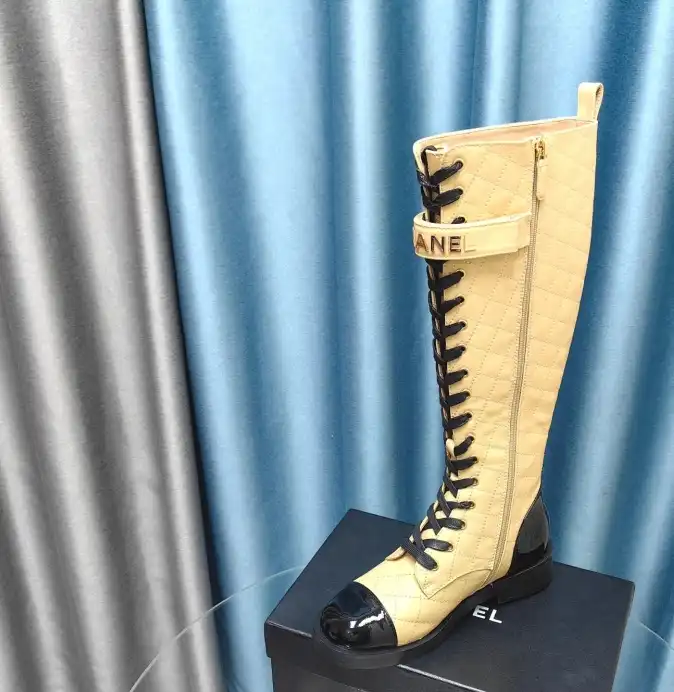 hype Chanel Boots