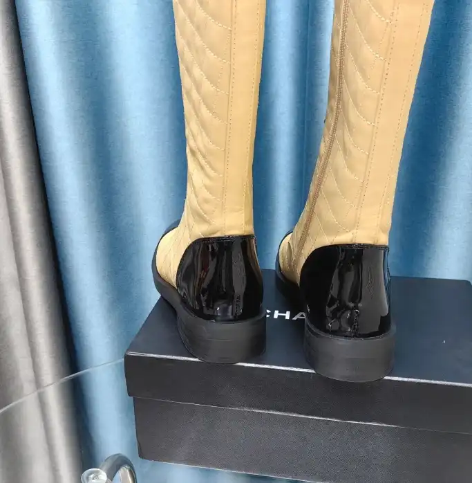 hype Chanel Boots