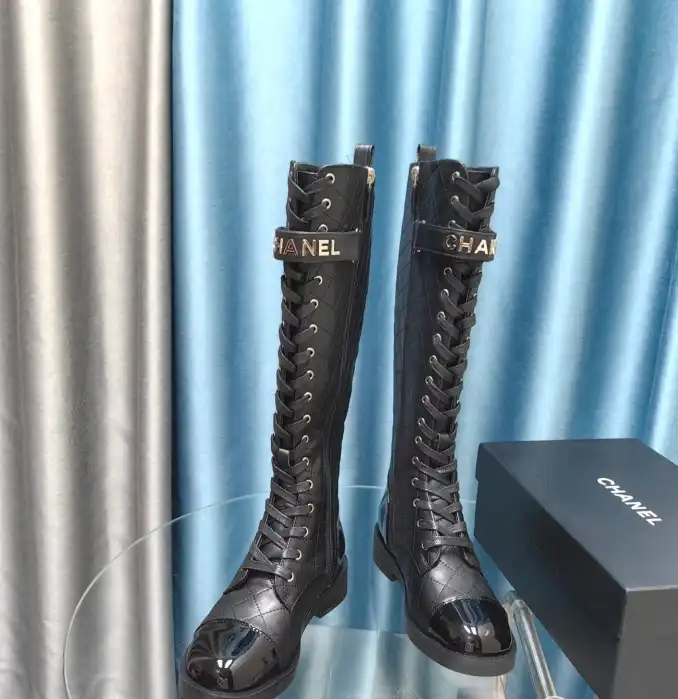 hype Chanel Boots