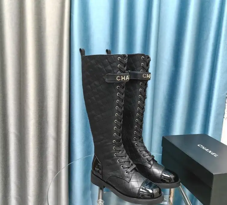 hype Chanel Boots