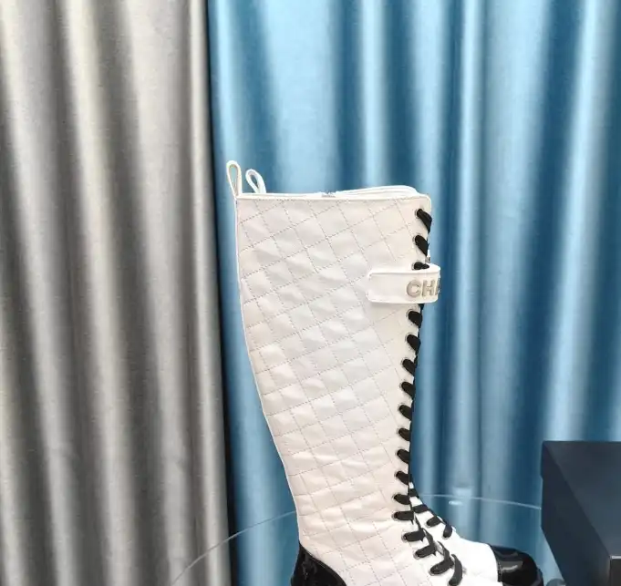 hype Chanel Boots