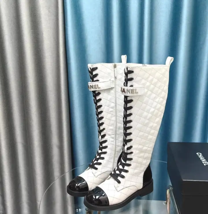 hype Chanel Boots