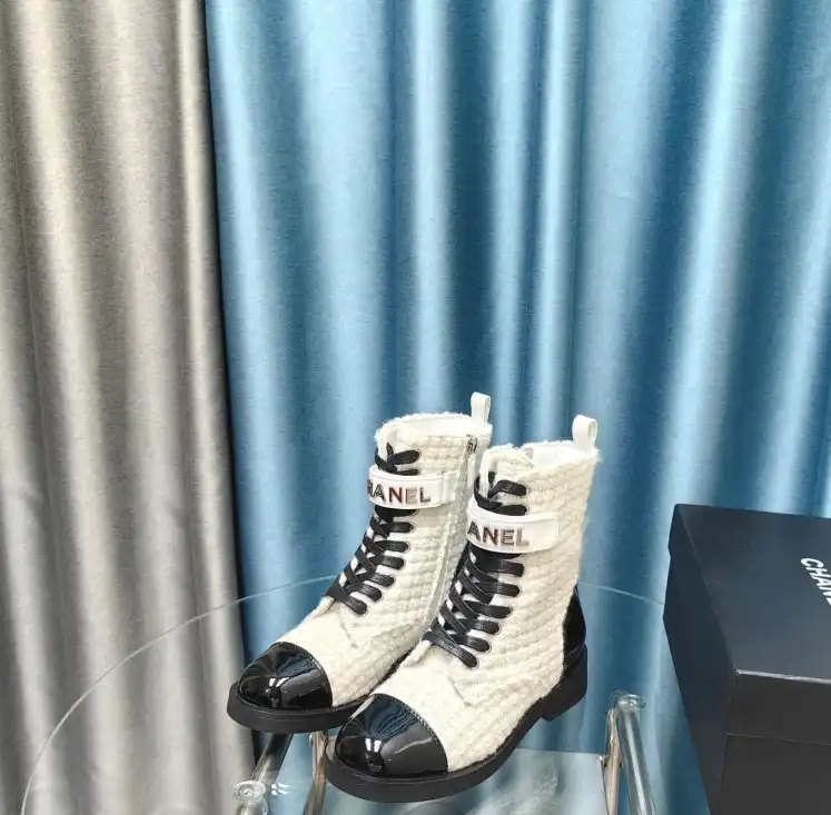 hype Chanel Boots