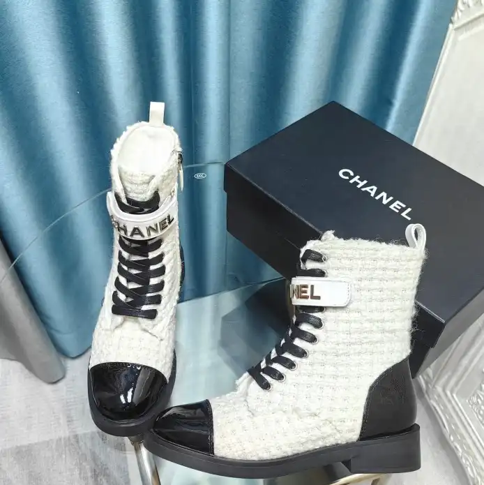 hype Chanel Boots