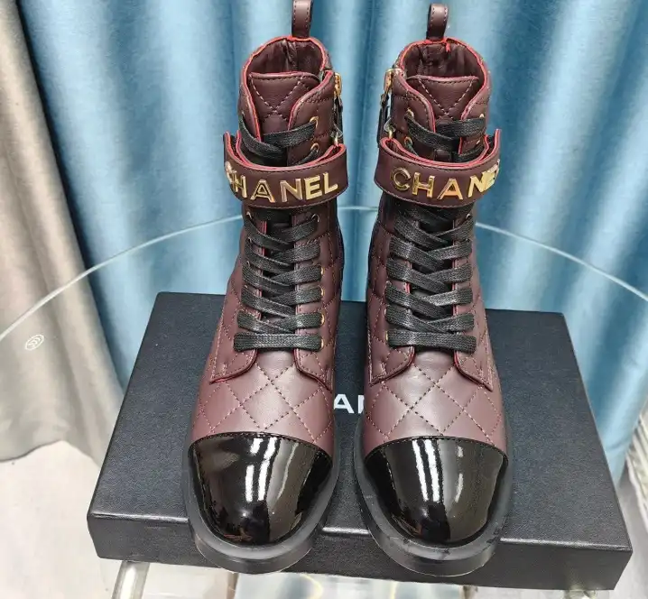 hype Chanel Boots