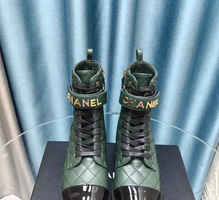 hype Chanel Boots