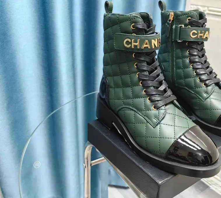 hype Chanel Boots