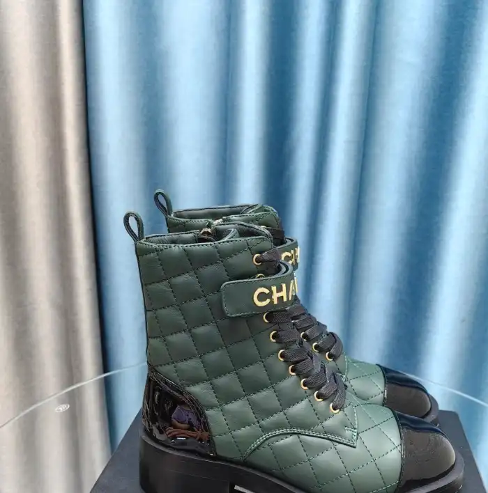 hype Chanel Boots