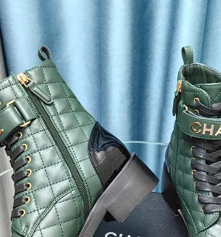 hype Chanel Boots