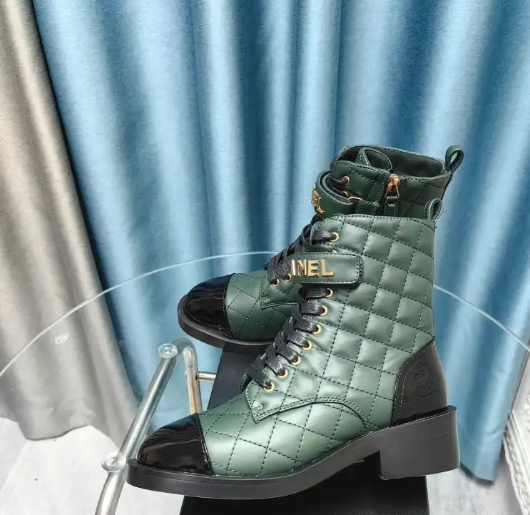 hype Chanel Boots