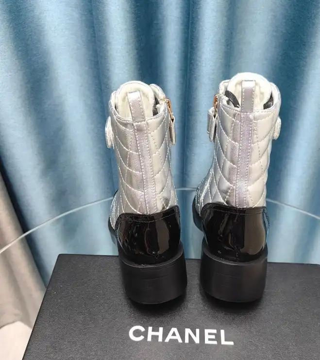 hype Chanel Boots