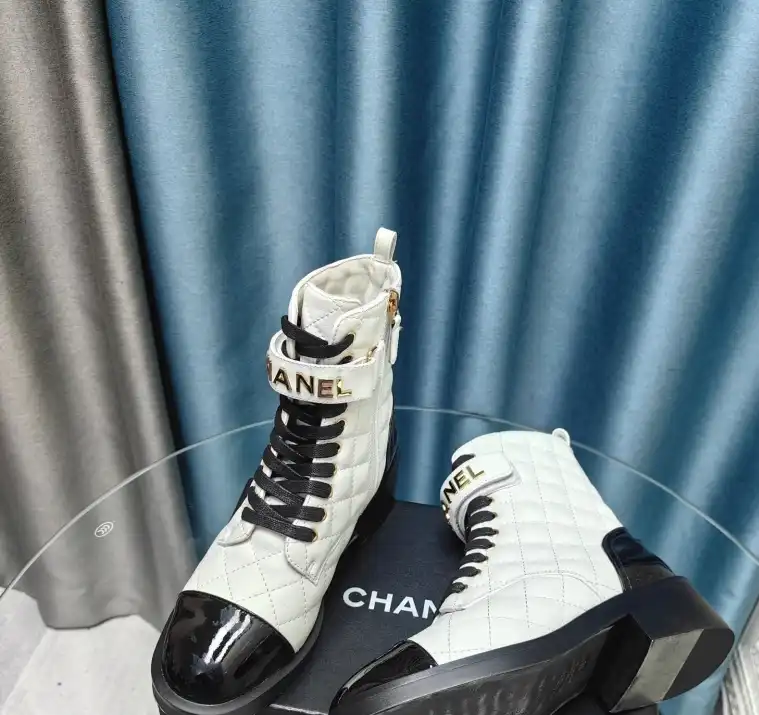 hype Chanel Boots