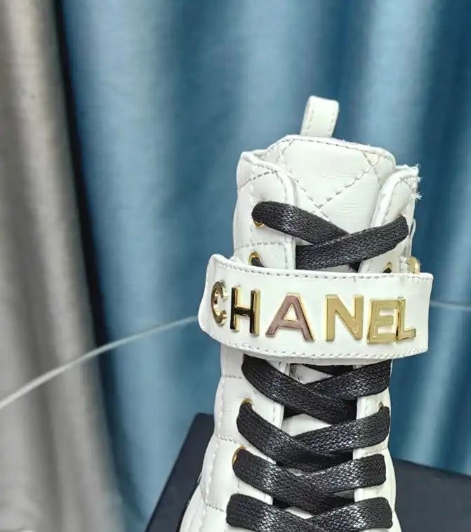 hype Chanel Boots