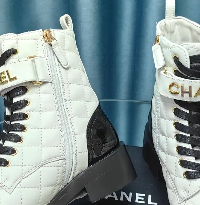 hype Chanel Boots