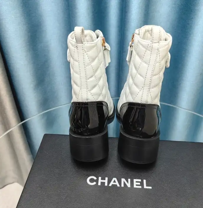 hype Chanel Boots