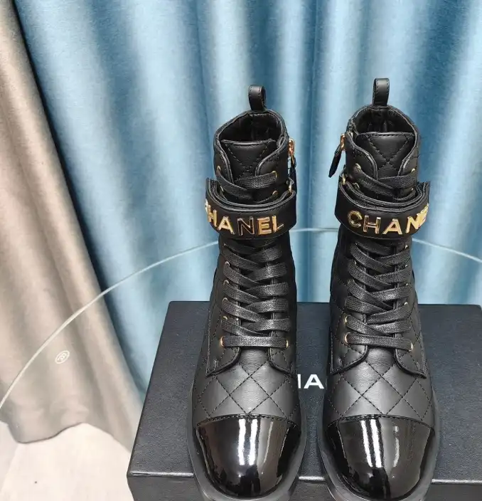 hype Chanel Boots