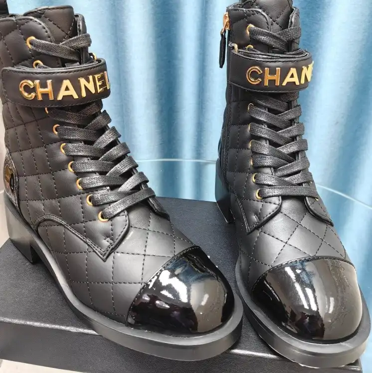 hype Chanel Boots